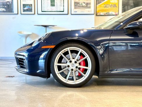 Used 2020 Porsche 911 Carrera 4S image 23