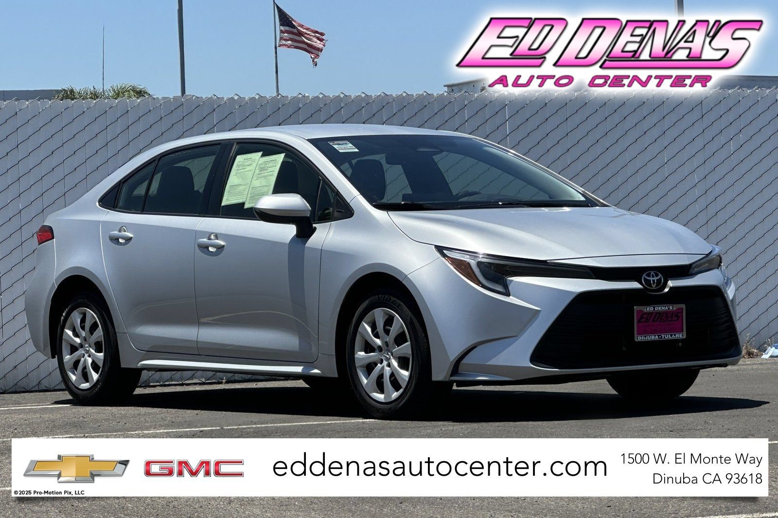 Used 2026 Toyota Corolla LE FWD image 1