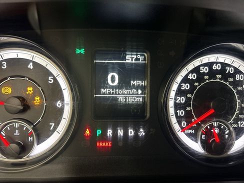 Used 2019 RAM 1500 Tradesman w/ Chrome Appearance Group image 18