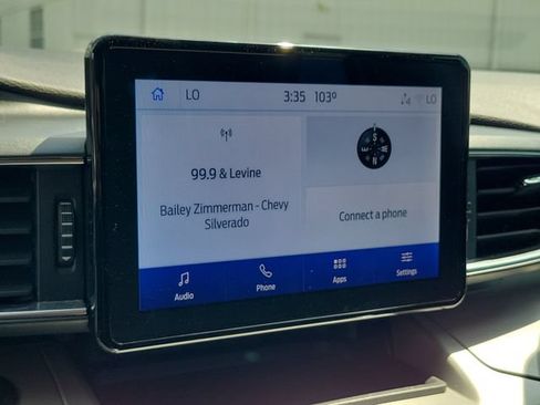 Used 2022 Ford Explorer XLT w/ Equipment Group 202A RWD image 31
