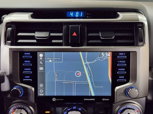 Used 2020 Toyota 4Runner SR5 Premium image 35