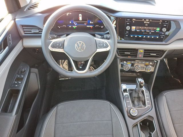 Used 2024 Volkswagen Taos SE AWD/4WD image 22