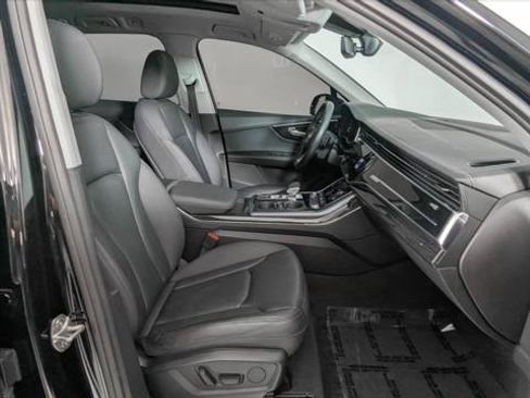 Used 2023 Audi Q7 2.0T Premium w/ Convenience Package AWD/4WD image 23
