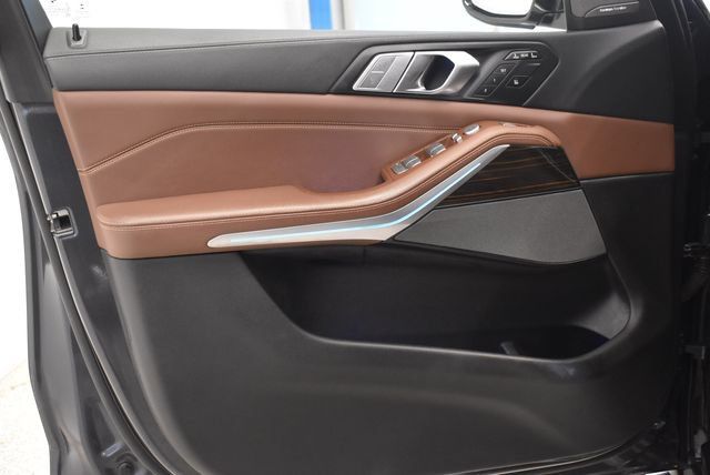 Used 2019 BMW X7 xDrive50i w/ Cold Weather Package AWD/4WD image 20
