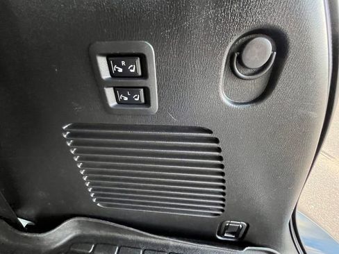 Used 2019 Nissan Armada Platinum w/ Captain's Chairs Package image 26