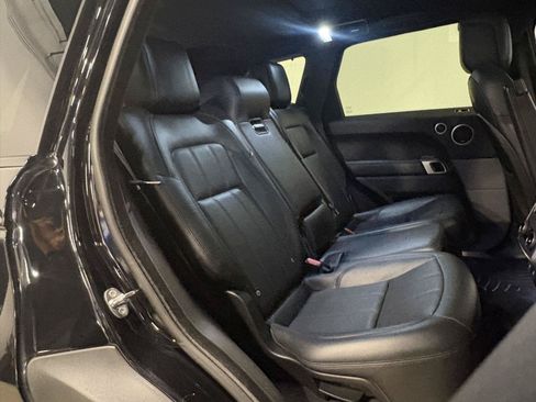 Used 2018 Land Rover Range Rover Sport HSE AWD/4WD image 38