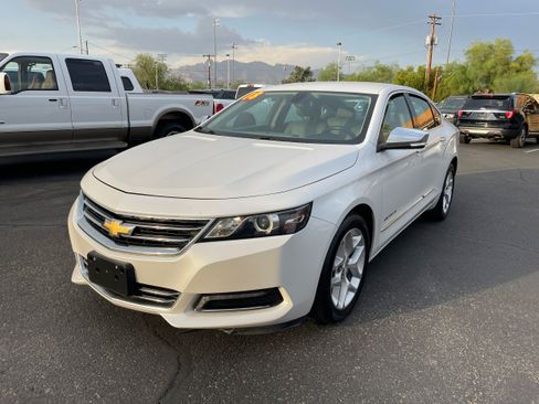 Used 2018 Chevrolet Impala Premier FWD image 1