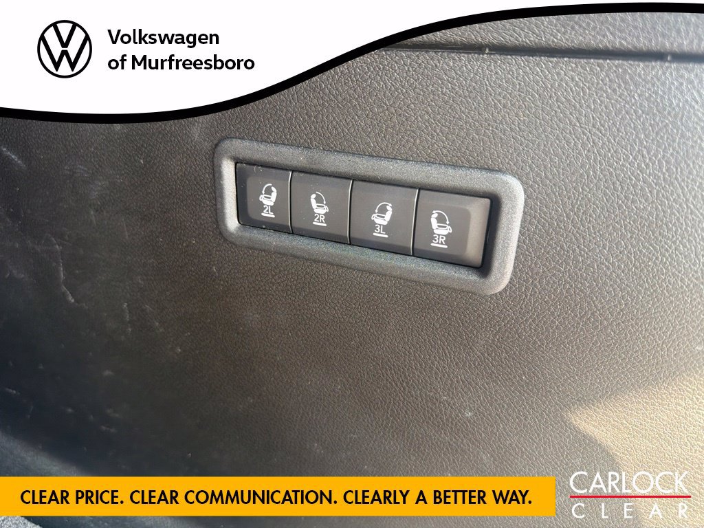Used 2022 Jeep Wagoneer Series III w/ Premium Group I AWD/4WD image 26