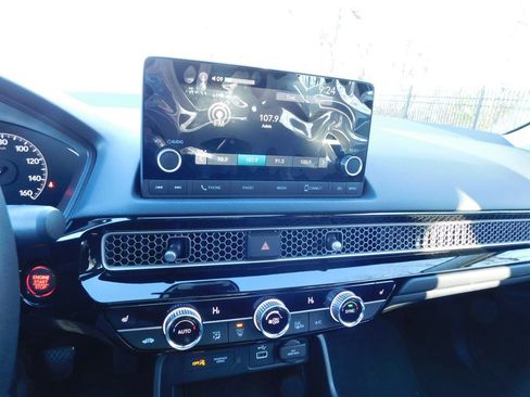 Used 2024 Honda Civic EX image 10