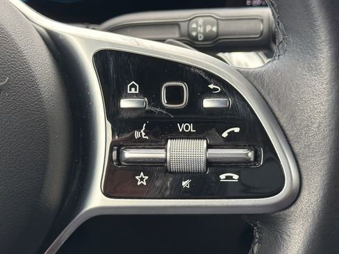 Used 2022 Mercedes-Benz GLB 250 image 20