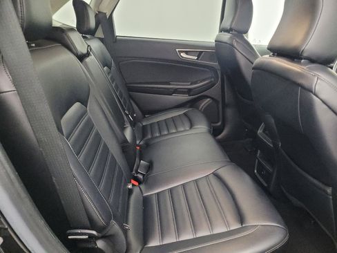 Used 2023 Ford Edge SEL image 19
