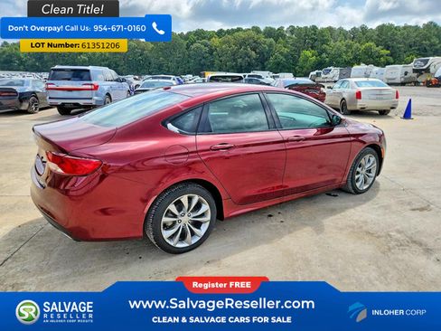 Used 2015 Chrysler 200 S FWD image 4