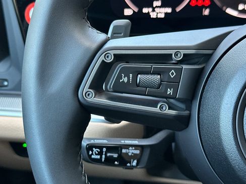 New 2026 Porsche Cayenne E-Hybrid AWD/4WD image 31