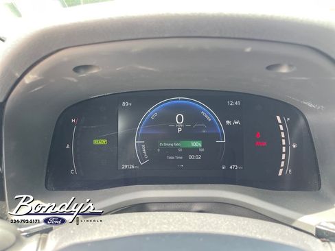 Used 2025 Toyota Camry LE FWD image 4