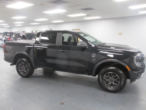 Used 2024 Ford Ranger XLT w/ Equipment Group 301A High AWD/4WD image 4