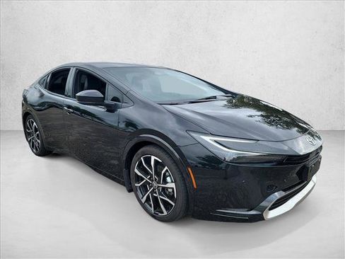 Used 2026 Toyota Prius Plug-In Hybrid w/ Limited Premium Package image 3