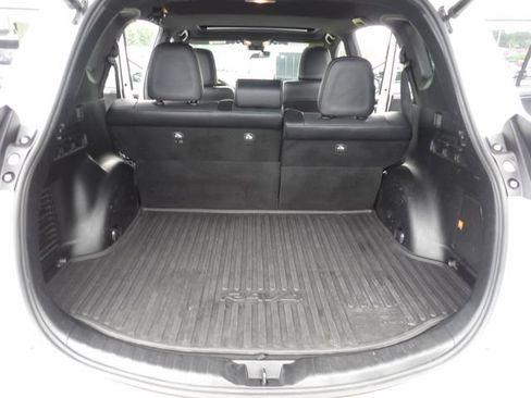 Used 2018 Toyota RAV4 SE w/ Power Extra Value Package AWD/4WD image 25