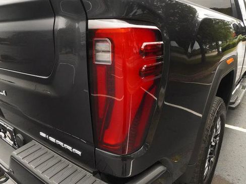 Used 2024 GMC Sierra 2500 Denali w/ Denali Reserve Package AWD/4WD image 43