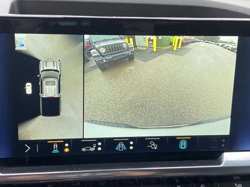 Used 2023 Chevrolet Silverado 1500 LTZ w/ Technology Package image 15