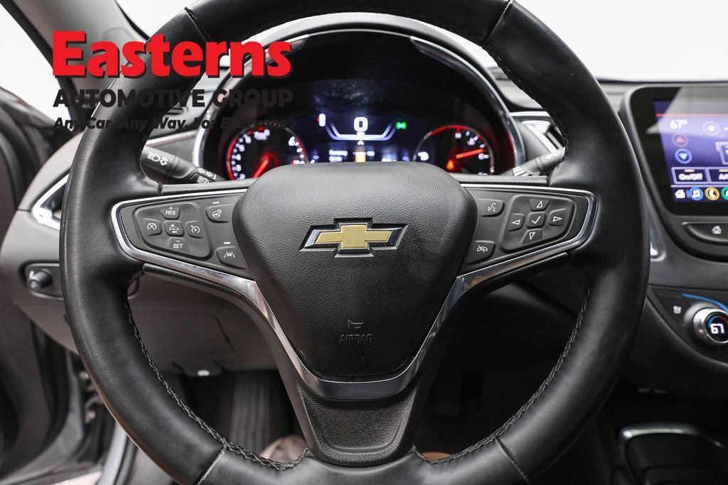 Used 2024 Chevrolet Malibu LT FWD image 12