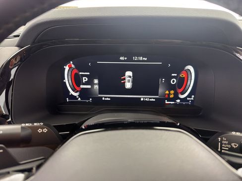 New 2026 Nissan Pathfinder Platinum image 5