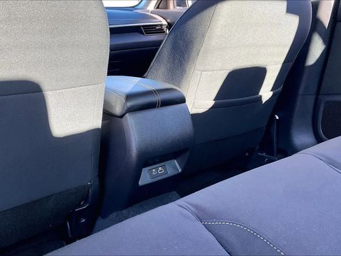 Used 2025 Nissan Altima 2.5 SV image 33