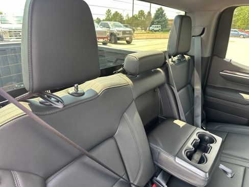 Certified 2022 Chevrolet Silverado 1500 LTZ w/ LTZ Premium Package AWD/4WD image 22