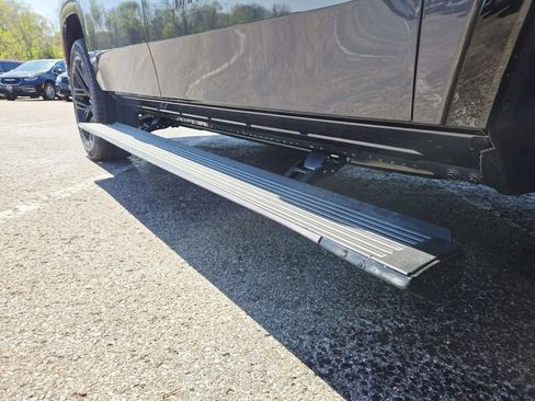 New 2026 Jeep Grand Wagoneer Limited AWD/4WD image 9