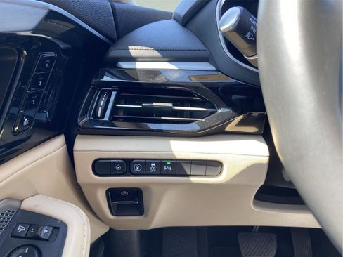 Used 2023 Acura MDX SH-AWD w/ Technology Package image 57