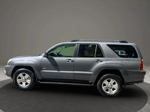 Used 2005 Toyota 4Runner SR5 RWD image 7