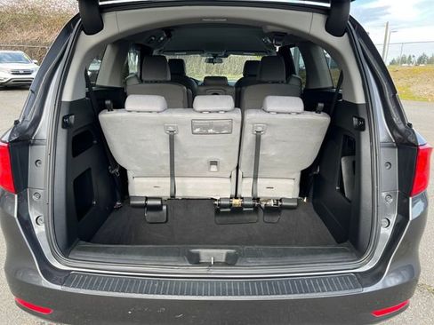 Used 2020 Honda Odyssey EX image 17