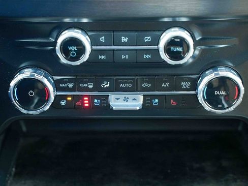 Used 2024 Ford F250 Lariat AWD/4WD image 33