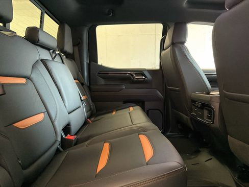 New 2026 GMC Sierra 1500 AT4 w/ AT4 Premium Package image 32