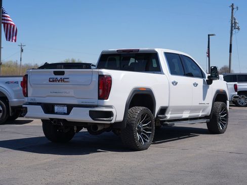 Used 2023 GMC Sierra 3500 Denali w/ Denali Ultimate Package AWD/4WD image 3