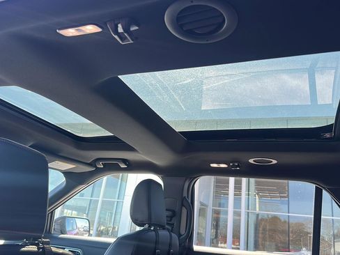 Used 2019 Ford Explorer Sport w/ Equipment Group 401A image 28