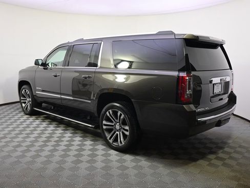 Used 2019 GMC Yukon XL Denali w/ Denali Ultimate Package image 3