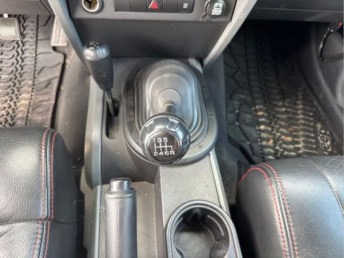 Used 2008 Jeep Wrangler Unlimited X AWD/4WD image 33