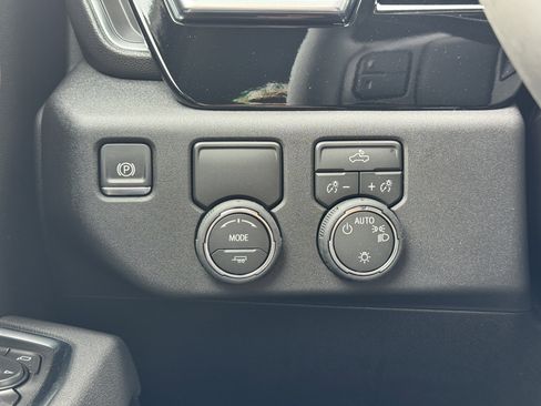 New 2026 Chevrolet Silverado 1500 LT image 26