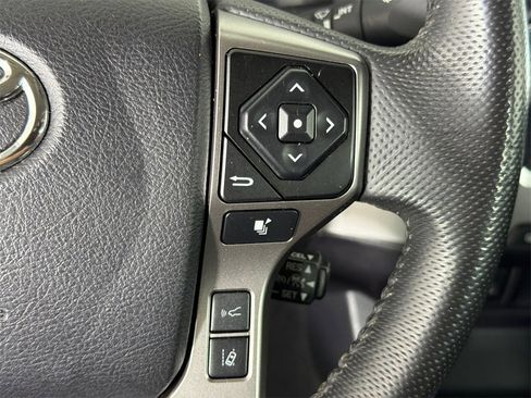 Used 2022 Toyota Tacoma SR5 image 25