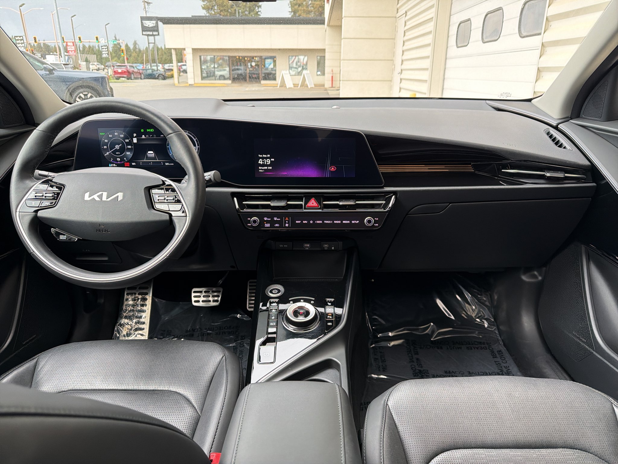 Certified 2023 Kia Niro Wave w/ Wave Preserve Package FWD image 18