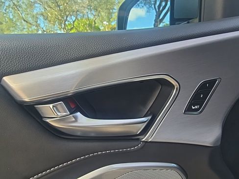 Used 2025 Acura RDX SH-AWD w/ Technology Package image 15