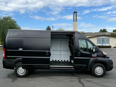 Used 2022 RAM ProMaster 2500 image 23