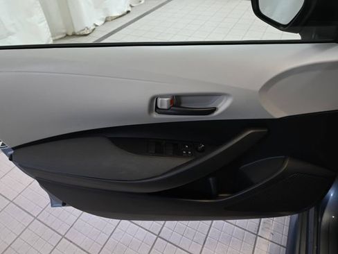 Used 2022 Toyota Corolla LE FWD image 20