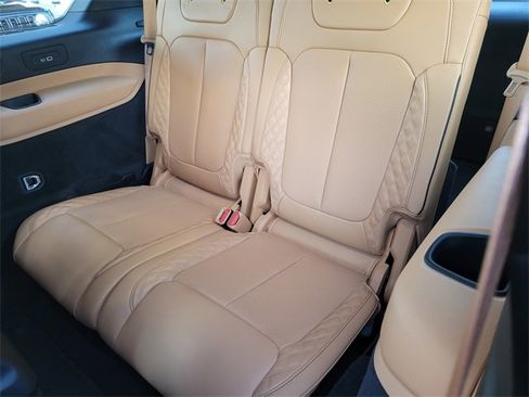 Certified 2021 Jeep Grand Cherokee L Summit w/ Luxury Tech Group V image 18