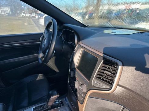 Used 2016 Jeep Grand Cherokee Limited image 15