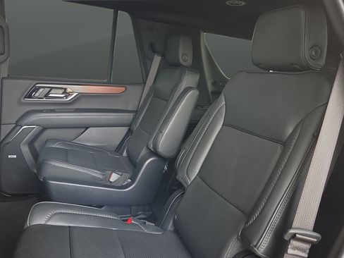Used 2025 GMC Yukon Denali AWD/4WD image 20