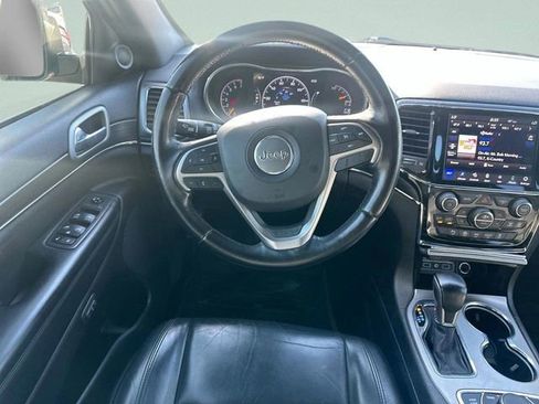Used 2021 Jeep Grand Cherokee Limited AWD/4WD image 10