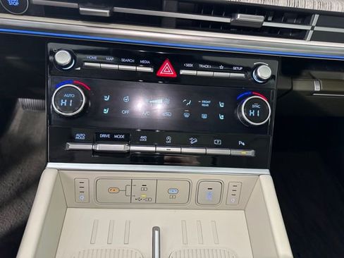 Used 2024 Hyundai Santa Fe Calligraphy image 23