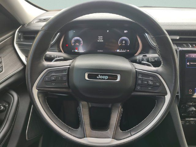 Used 2022 Jeep Grand Cherokee L Limited AWD/4WD image 11