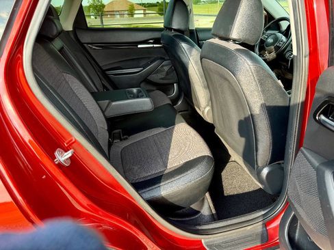 Used 2021 Kia Seltos S FWD image 13